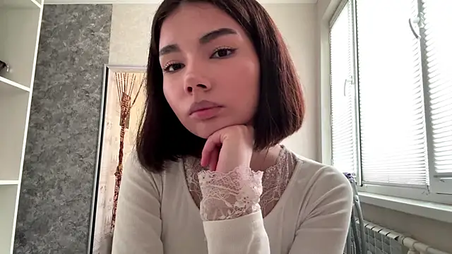 MarylnMonnier webcam