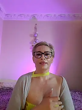 LunaBlaise webcam