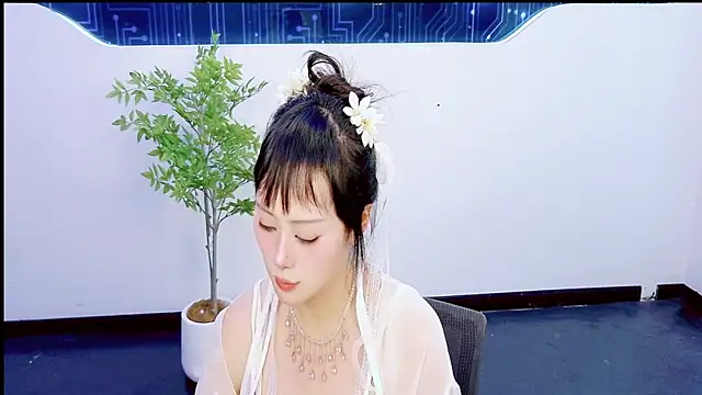 Nicole-- webcam
