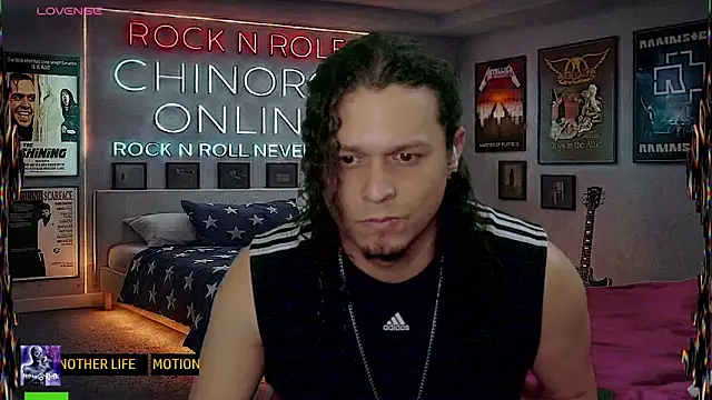 chino_roz webcam