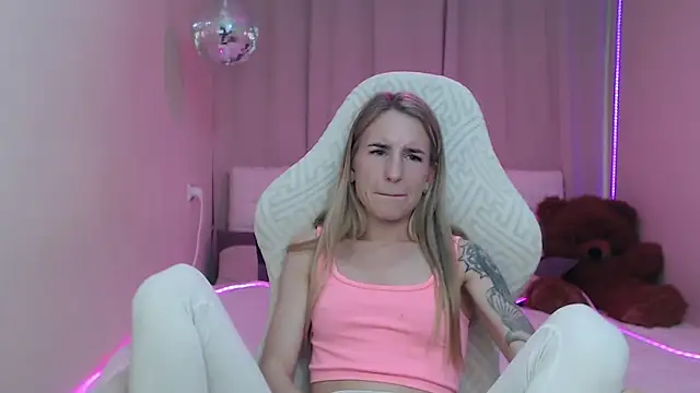 DeboraHorny webcam