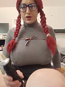 sissytrapdolly24 webcam