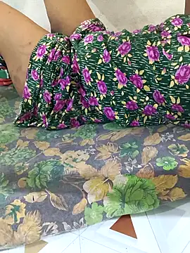 MaaliiiPonuTamil webcam