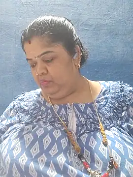 tamilthanushri webcam