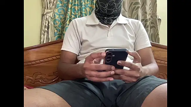 Slave_Aryan webcam
