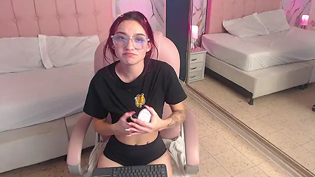 Red_kytty6 webcam