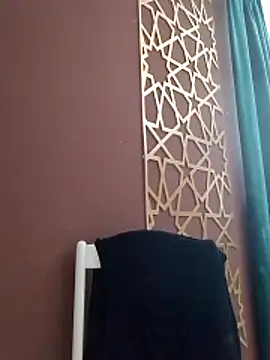 Gussie_Bridie webcam