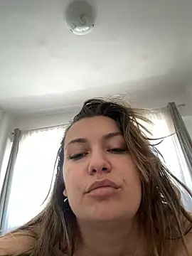 SweetCurvess webcam