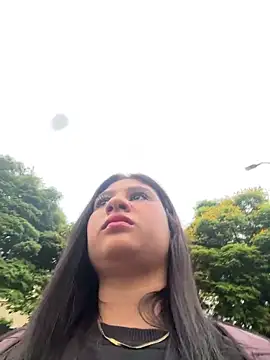 AlondraSoomer webcam