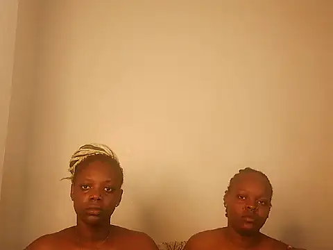 sexybaddies20 webcam