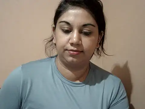 bellachow10 webcam