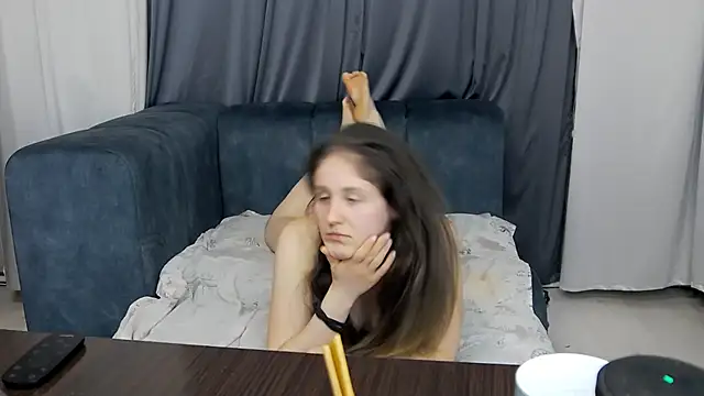 Holliy_Cooper webcam