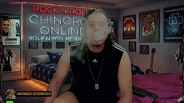 chino_roz webcam