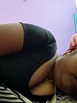 yamini1431 webcam