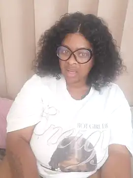 CuteHoney92 webcam