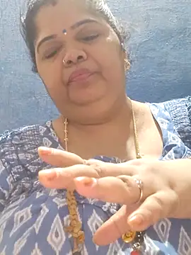 tamilthanushri webcam