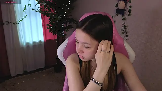 Lori_Bllossom webcam