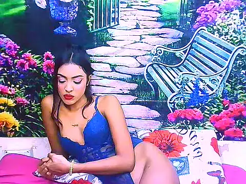 IndianPretty14u2Luv webcam