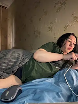 Naughtbaby_2025 webcam