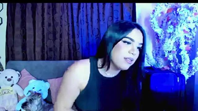 linda_zaam83866 webcam