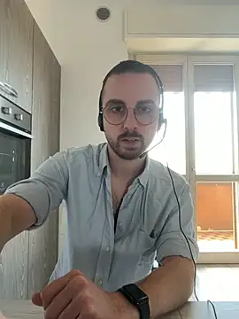 ItalianAlex webcam