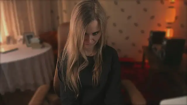MiaSparkes webcam