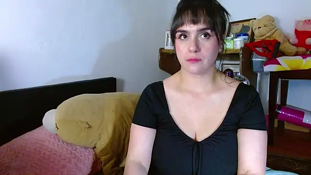 collette_beaufoy_ - Collette_beaufoy_'s free webcam - UK Sex Cams