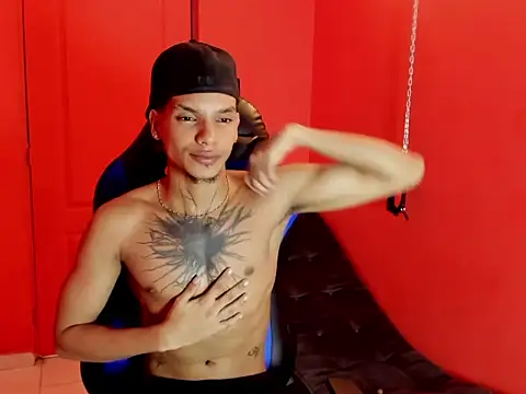 kai_storm77 webcam