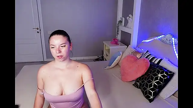 Liliashyy webcam