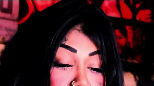 indian_dreamgirl webcam