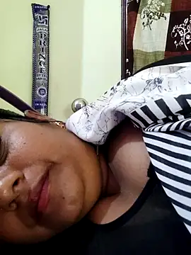yamini1431 webcam