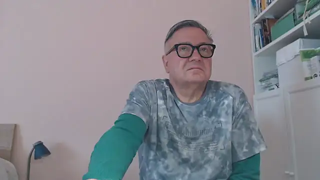 you6me (M grandpa) - Naked show cum