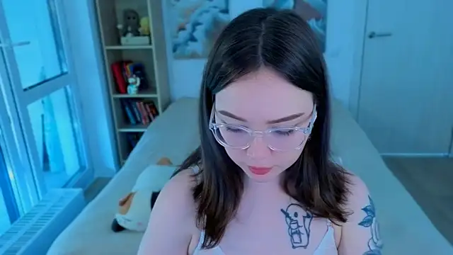 MilenaSaint webcam