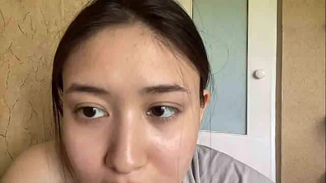 yourmiia (F teen) - I'll stand on my el#teen #new #shy #cute