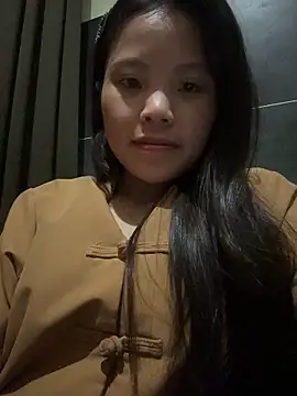Bella_7777 webcam
