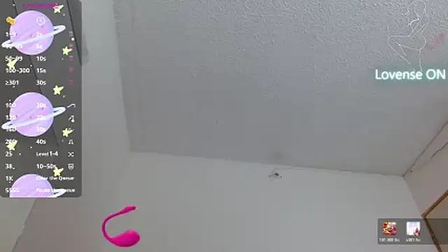 AlexaFontana webcam