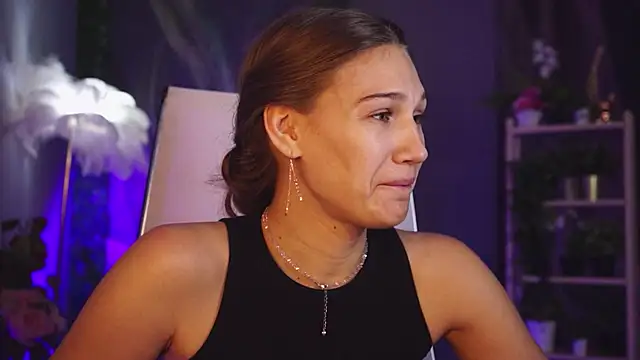 Sweet_Emilya webcam