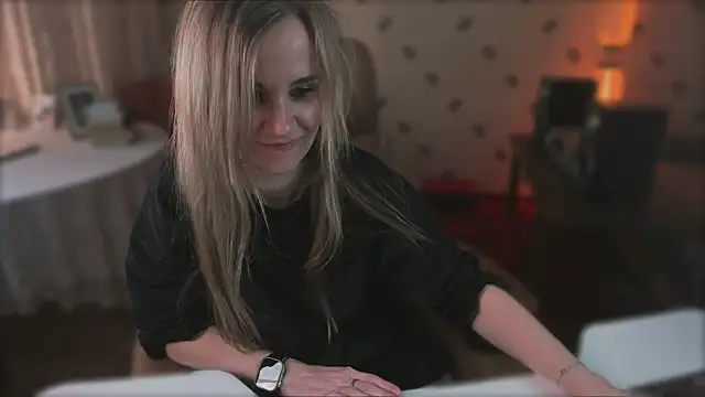 MiaSparkes webcam