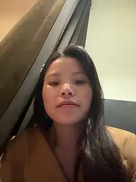 Bella_7777 webcam