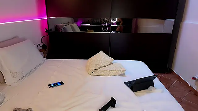 LeylaRosse webcam