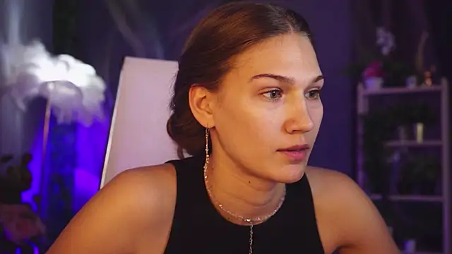 Sweet_Emilya webcam