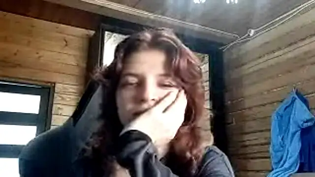 LowkeyIndigo webcam