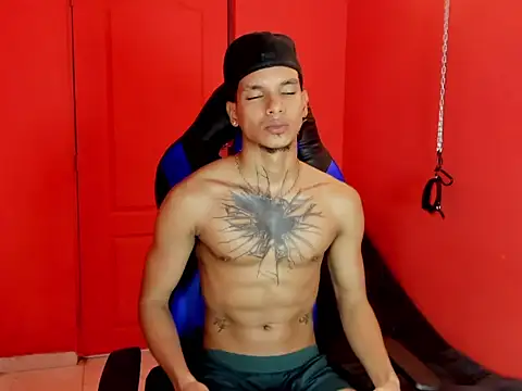 kai_storm77 webcam