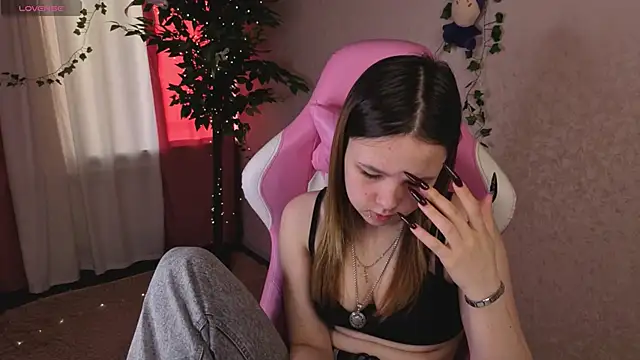 Lori_Bllossom webcam