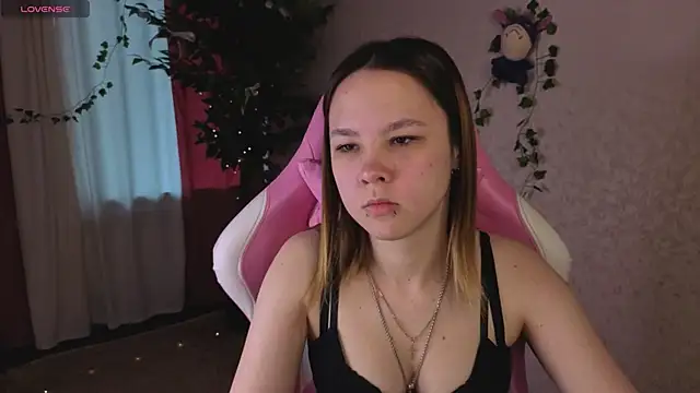 Lori_Bllossom webcam