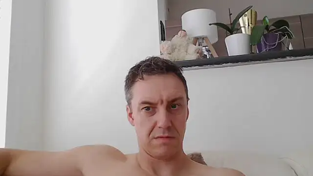 ploki2180 webcam