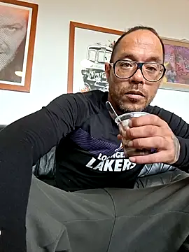 Mr_Graffitimile webcam