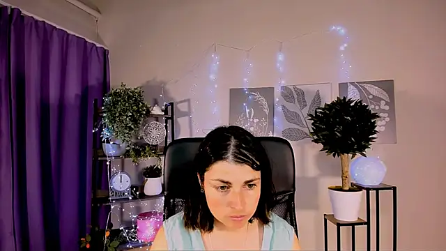MartaEdams webcam