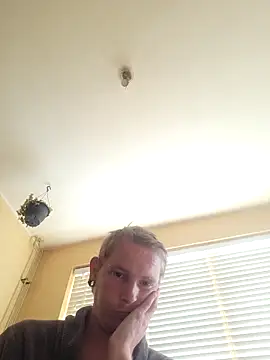piercingpik webcam