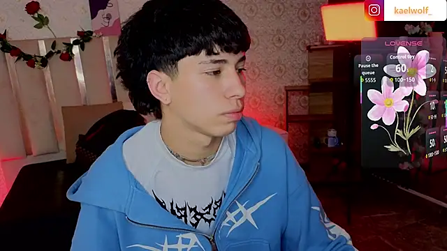 kaelwolf_tay webcam